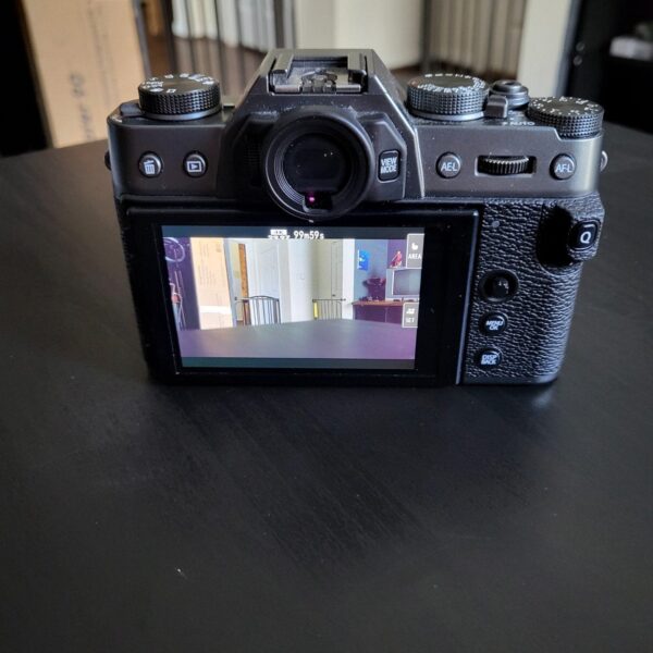 Fujifilm - X-T30 II Mirrorless Camera with XC 15-45mm Lens Kit - Silver - Image 5