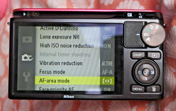 Pink Nikon 1 J2 camera.  Boxed with 10-30mm & 30-110mm lenses, battery & charger - Image 11