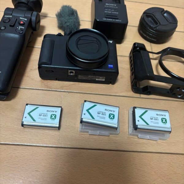 [Many Accessories Included] Sony ZV-1 Compact Digital Camera Set Black - Image 5