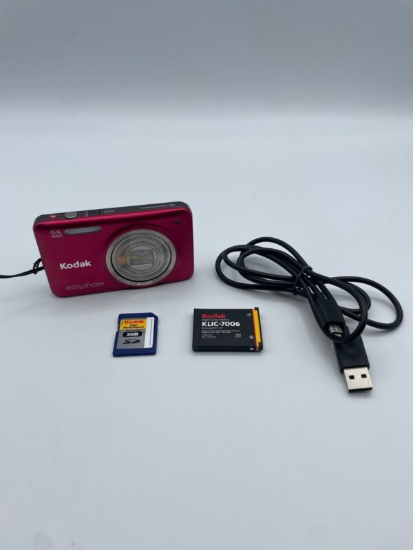 Rare pink Kodak Easyshare M5350 16MP digital camera - Image 2