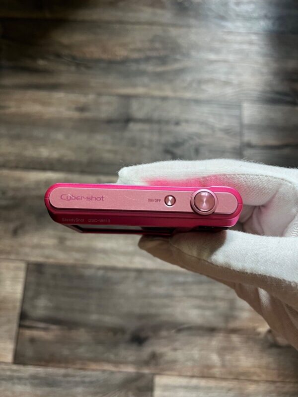 Sony Cyber-shot DSC-W810 20.1MP Digital Camera -Gorgeous PINK STYLISH + Charger - Image 4