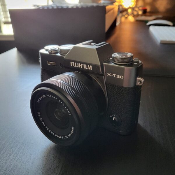 Fujifilm - X-T30 II Mirrorless Camera with XC 15-45mm Lens Kit - Silver - Image 2