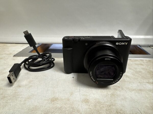 Sony ZV-1F 20.1MP 4K f/2 Vlogging Digital Camera - Black
