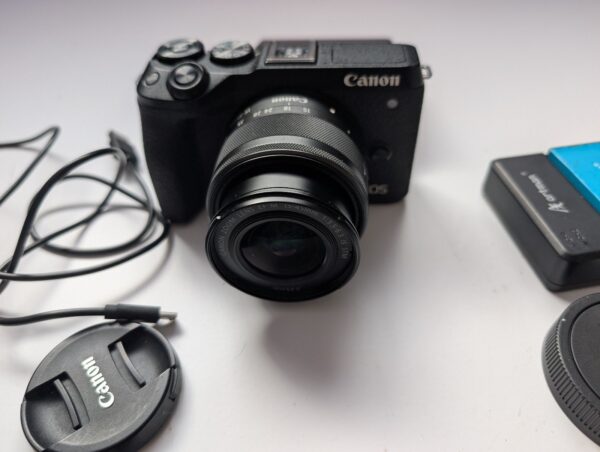 Canon EOS M6 Mark II Mirrorless Camera – 4K UHD + 15-45mm Lens Kit (Black) - Image 3