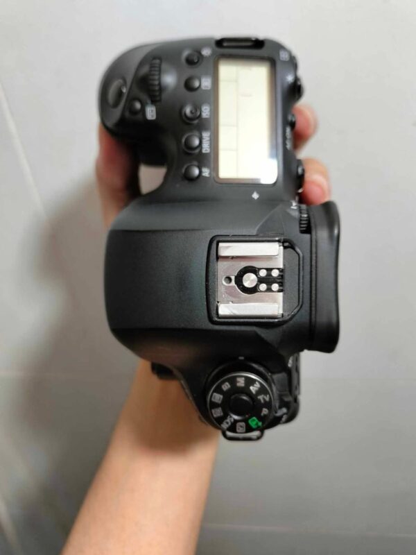 Canon eos 6d ii body great full frame - Image 3