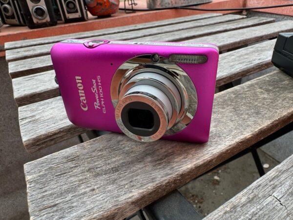 Canon Powershot elph 100 hs - pink