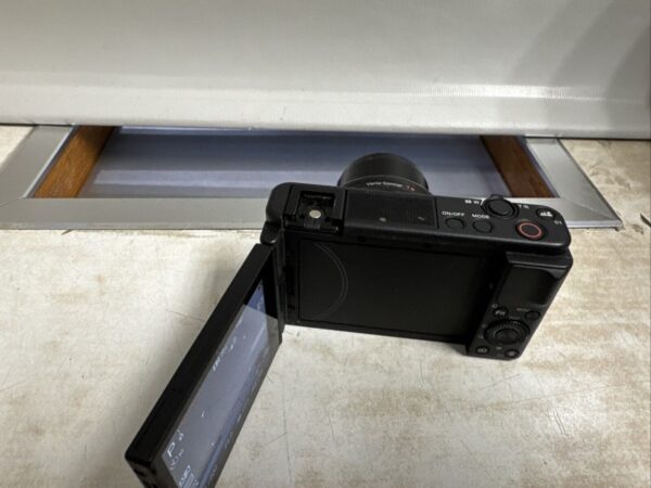 Sony ZV-1F 20.1MP 4K f/2 Vlogging Digital Camera - Black - Image 4