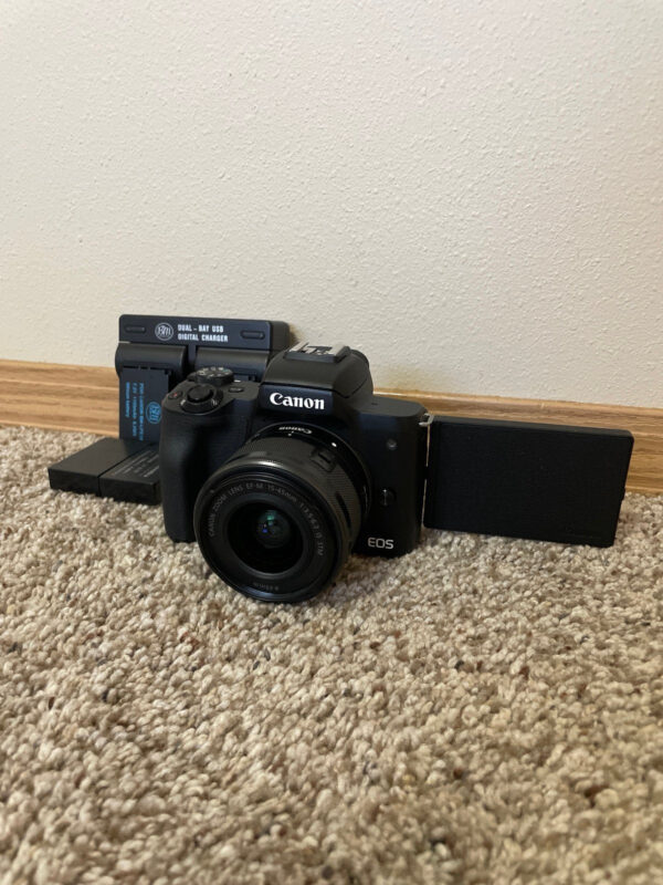 Canon EOS M50 Mark II with 15-45mm f/3.5-6.3 IS STM Lens